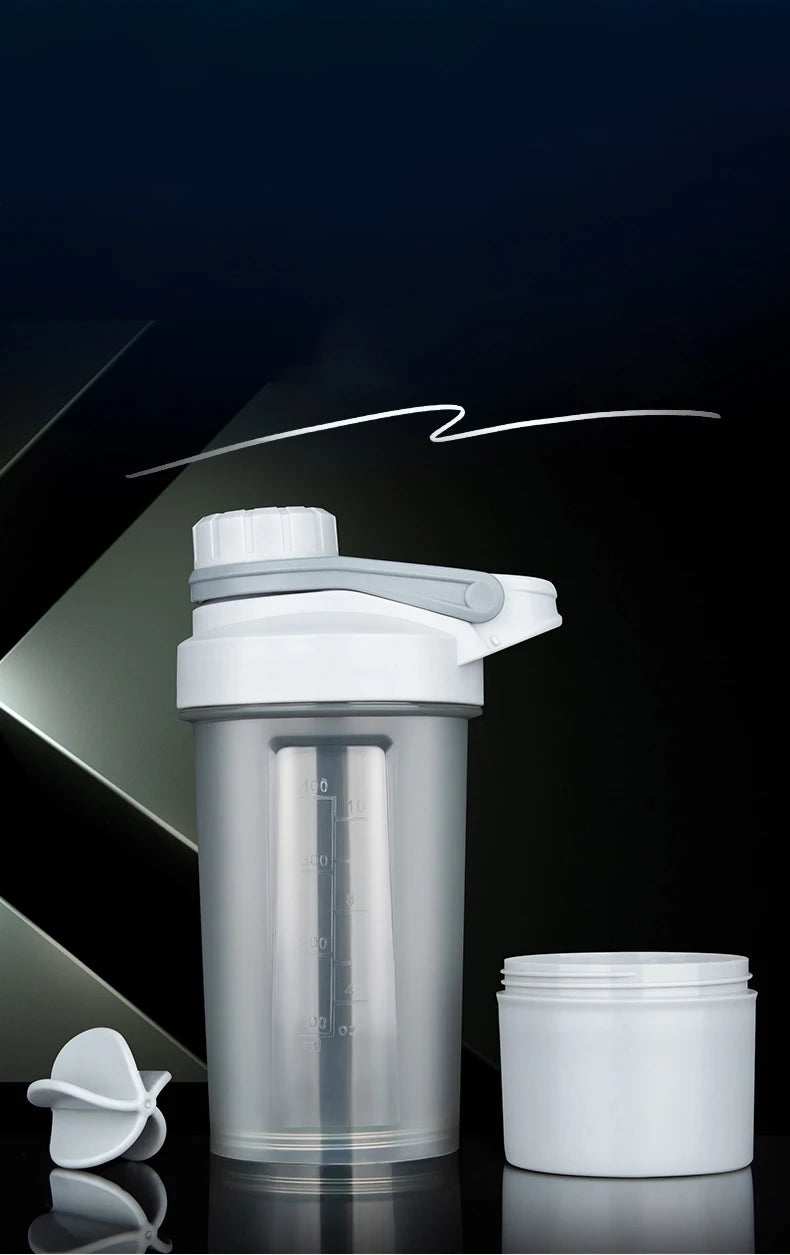 Bouteille d'eau de sport Shake Cup, tasse à boire créative en plastique, tasse de mélange à haute capacité pour poudre de protéines, lactosérum, milkshake